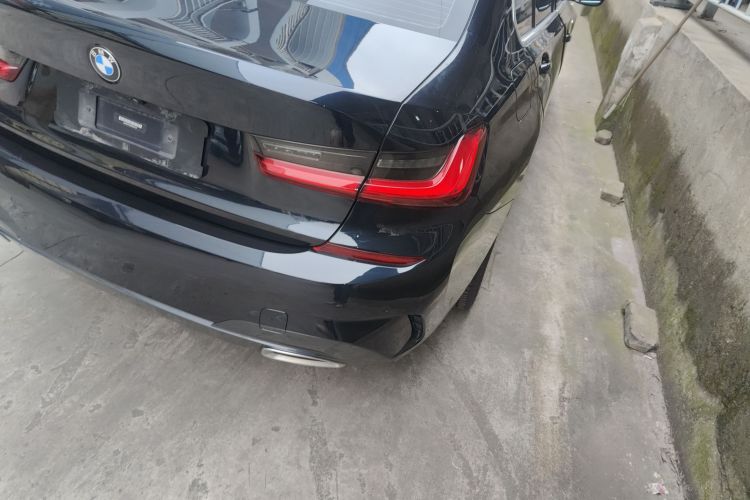 宝马3系 2021款 改款 325Li M运动套装车身外观9