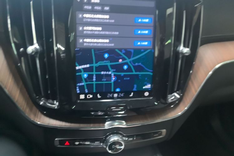 沃尔沃XC60 2024款 B5 四驱智远豪华版中控内饰16