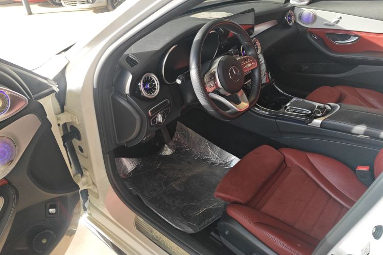 奔驰C级 2020款 C 260 运动版中控内饰7003