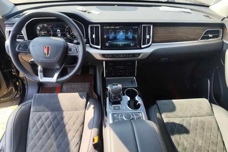 红旗HS7 2022款 2.0T DCT两驱智联旗享版 五座中控内饰16