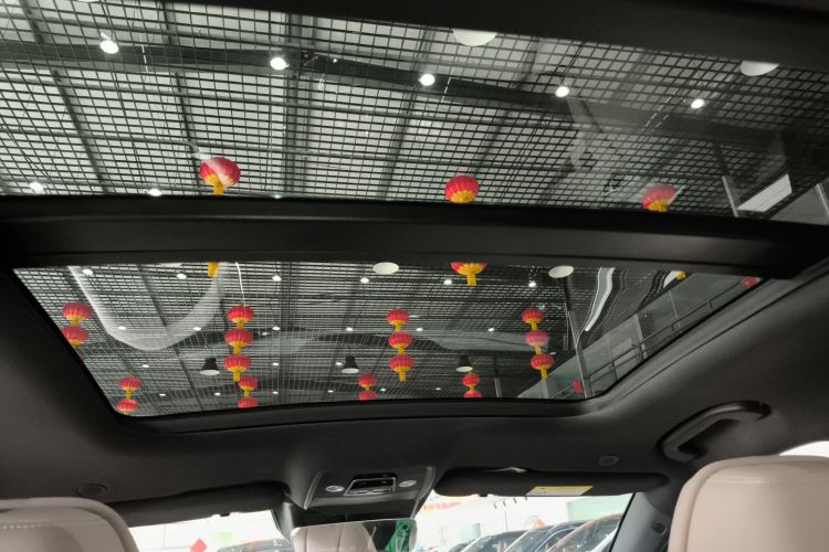 比亚迪 汉 2025款 DM-i 125KM尊贵型中控内饰22