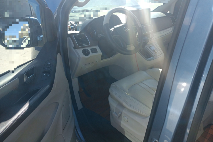 上汽大通MAXUS 大通G10 2016款 2.0T 自动豪华行政版中控内饰20