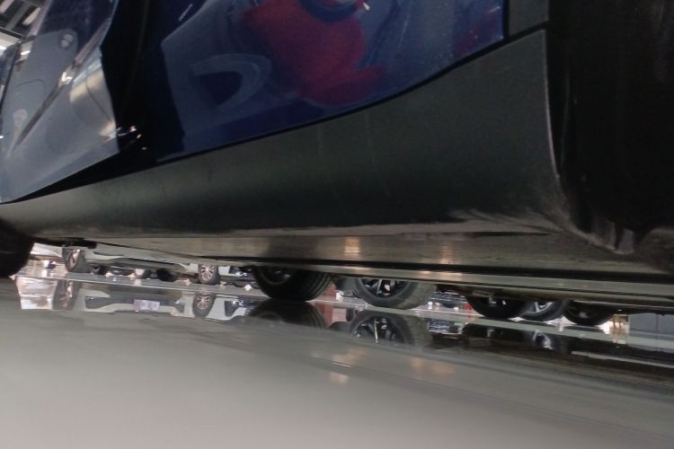 特斯拉 Model Y 2022款 改款 后轮驱动版局部细节9002