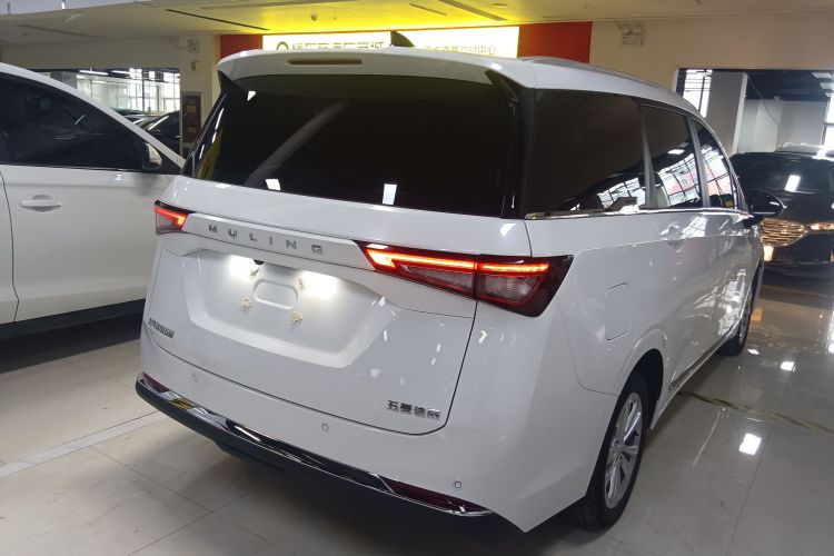 五菱汽车 五菱佳辰 2022款 1.5L 手动畅享舒适型车身外观6005