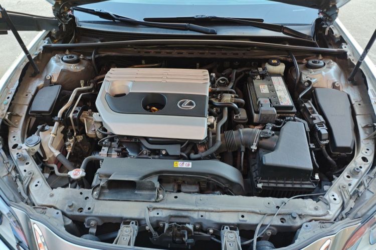 雷克萨斯ES 2020款 200 卓越版局部细节24