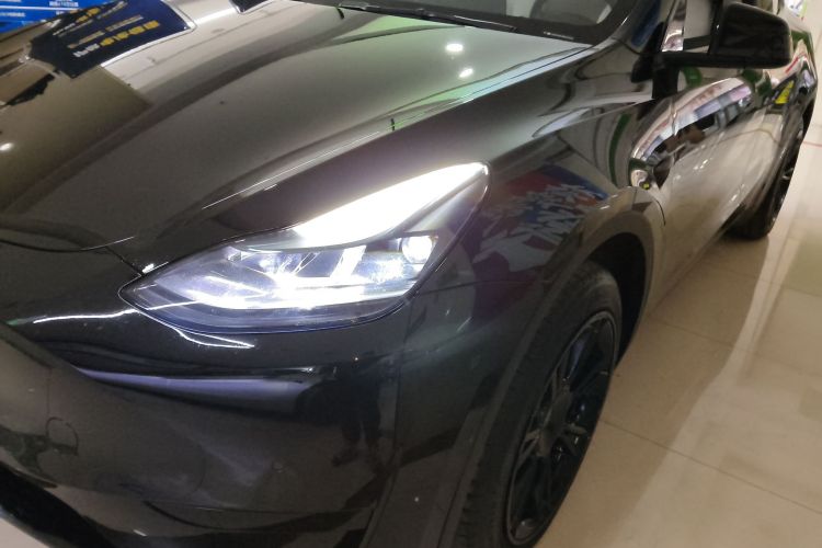 特斯拉 Model Y 2023款 后轮驱动版局部细节36