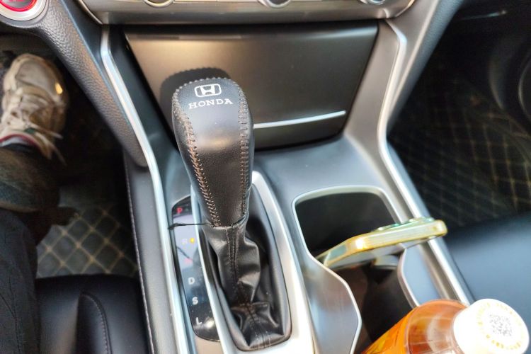 本田 雅阁 2022款 260TURBO 豪华版局部细节18