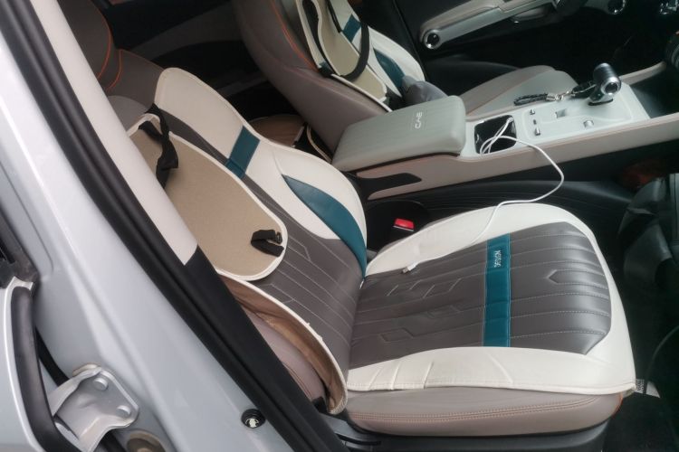 比亚迪 元PLUS 2023款 冠军版 510KM 领先型局部细节41