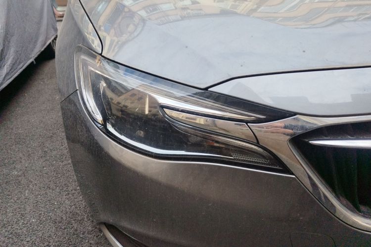 别克 英朗 2018款 18T 自动精英型车身外观8