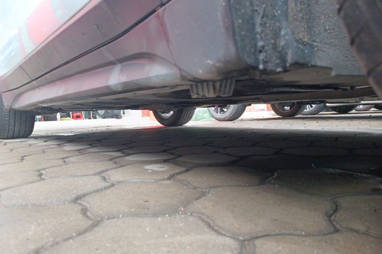 宝马X1 2016款 sDrive18Li 时尚型机舱底盘29