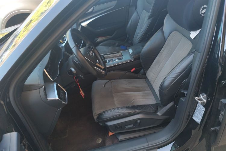 奥迪A6L 2020款 45 TFSI 臻选动感型局部细节19