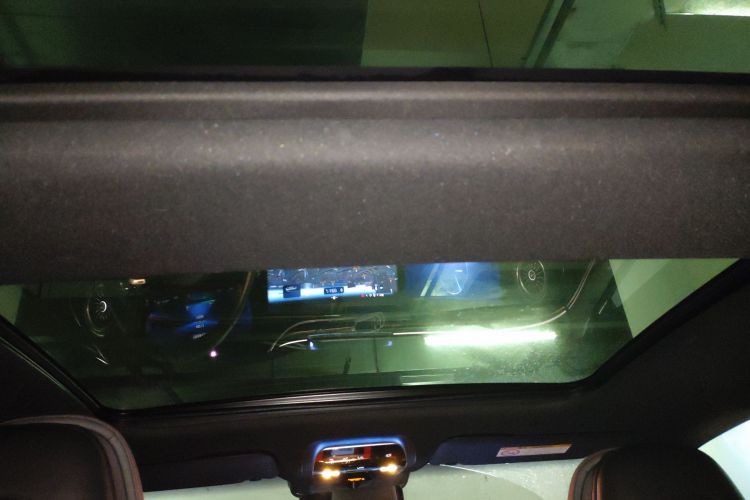 奔驰EQE AMG 2023款 AMG EQE 53 4MATIC+中控内饰22