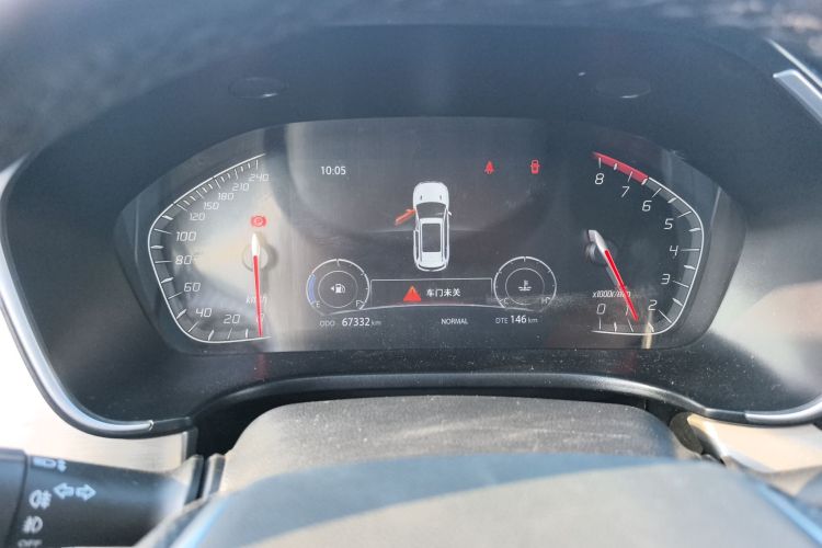 长安CS75 2018款 280T 手动精智型 国V中控内饰14