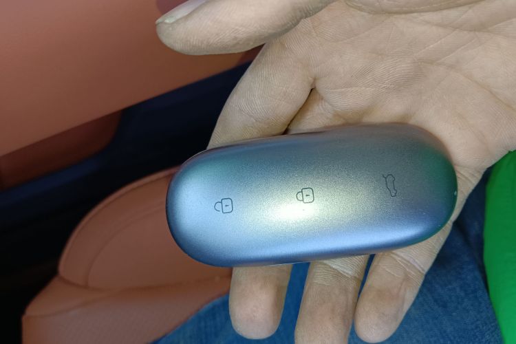 理想汽车 理想L7 2024款 MAX中控内饰7001