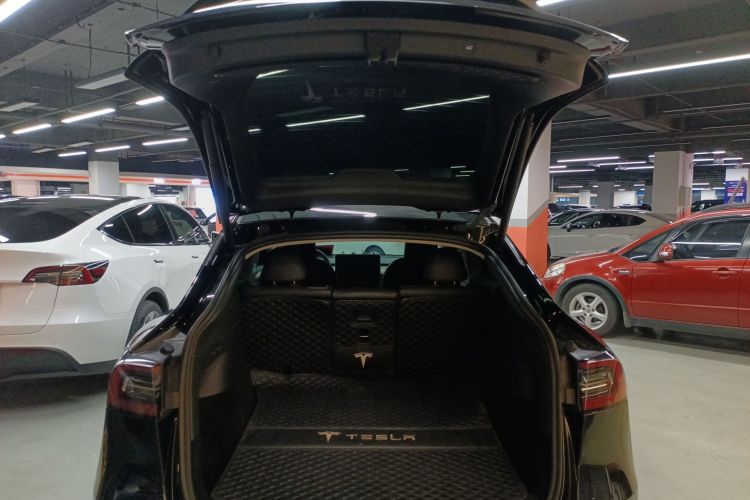 特斯拉 Model Y 2022款 Performance高性能全轮驱动版局部细节23