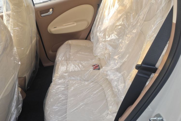 五菱汽车 宏光MINIEV 2025款 四门版 进阶款中控内饰21