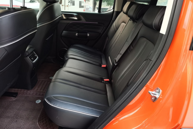 坦克300 2023款 越野版 2.0T 征服者中控内饰7004