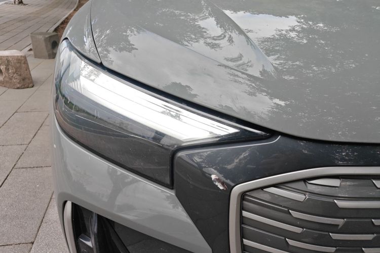 奥迪Q4 e-tron 2023款 40 e-tron 创境版车身外观8