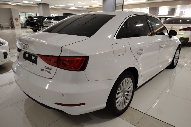 奥迪A3 2016款 Limousine 35 TFSI 领英型车身外观6005