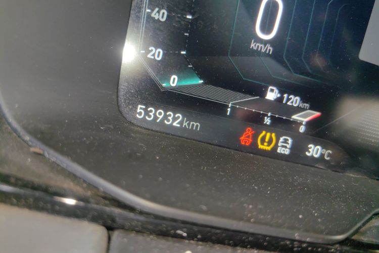 领克03 2022款 1.5TD DCT劲Pro中控内饰15