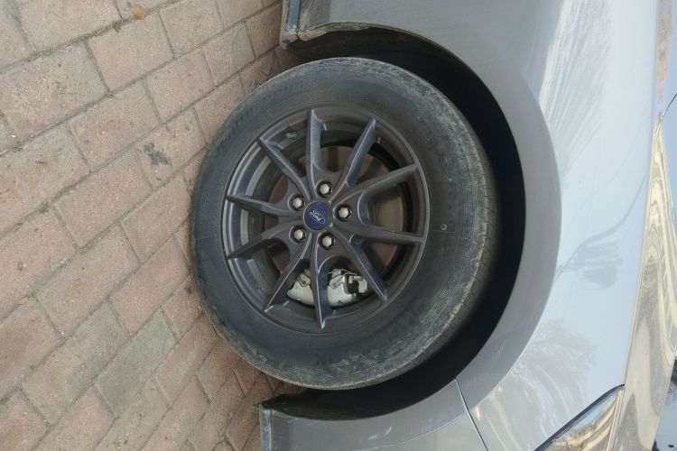 福特 福克斯 2022款 两厢 EcoBoost 180 自动竞速版车身外观10