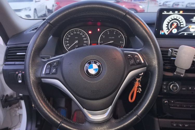 宝马X1 2014款 sDrive18i 领先型局部细节13