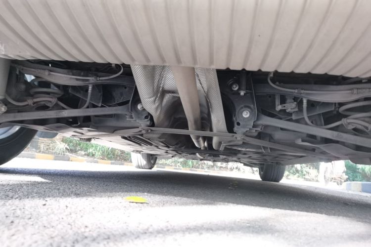 宝马2系旅行车 2016款 218i 运动设计套装局部细节9009