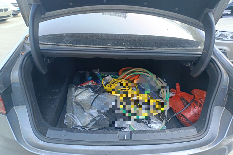 比亚迪 秦PLUS 2023款 冠军版 DM-i 55KM超越型中控内饰23