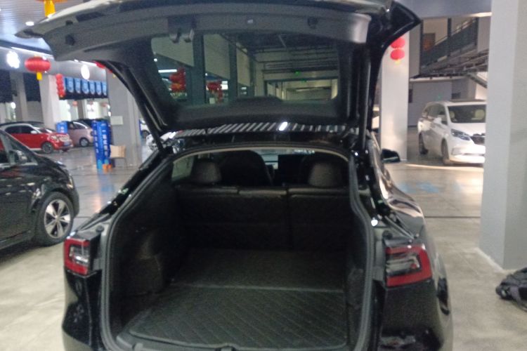 特斯拉 Model Y 2022款 改款 后轮驱动版局部细节23