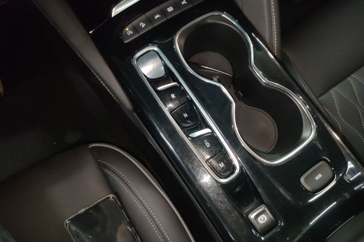 别克 2020款 昂科威S 652T 四驱Avenir艾维亚局部细节18