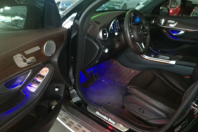 奔驰GLC 2020款 GLC 300 L 4MATIC 豪华型中控内饰7003