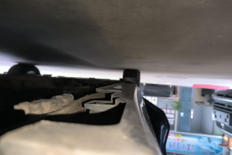 比亚迪 宋MAX 2017款 1.5T 自动智联精英型 7座局部细节9002