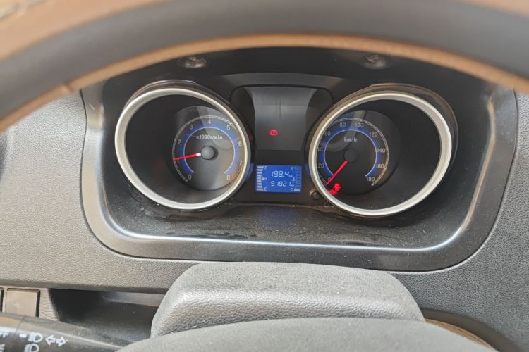 长安凯程 长安睿行M80 2014款 1.5L标准型4G15S中控内饰14