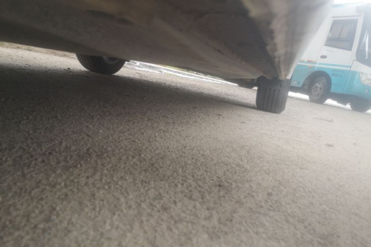 大众 朗逸 2023款 1.5L 自动得逸版机舱底盘30