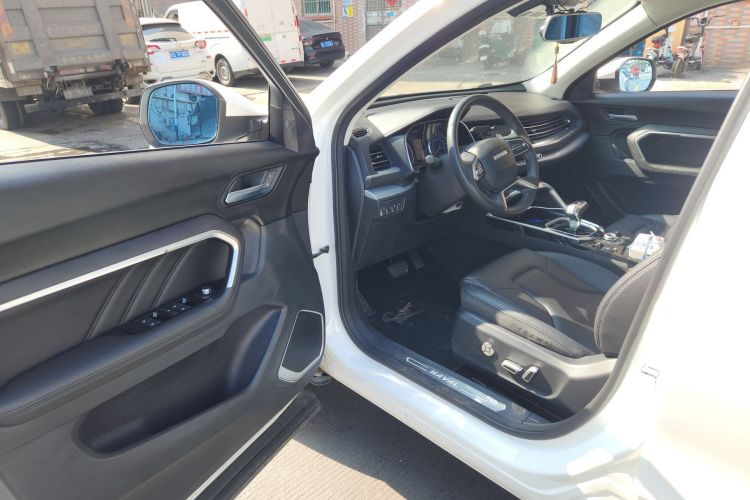 哈弗H6 2017款 红标 2.0T 自动两驱智尚型中控内饰20