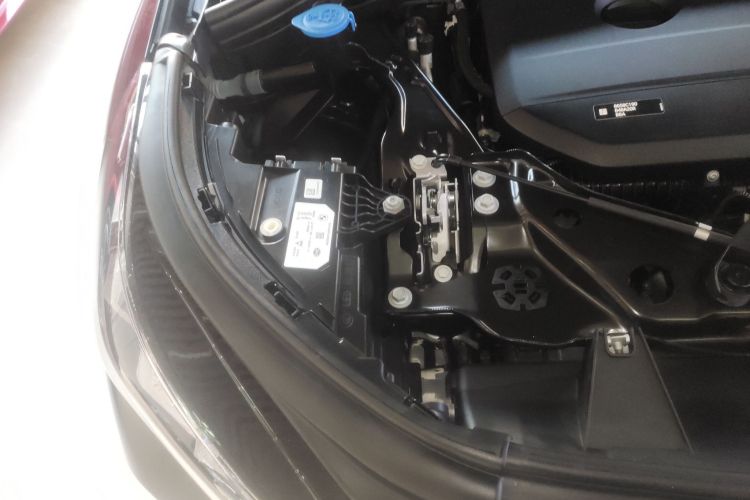 宝马X1 2023款 xDrive25Li X设计套装机舱底盘25