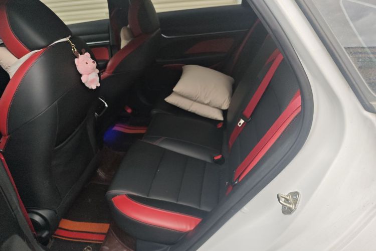 吉利汽车 缤瑞 2021款 1.4T CVT F-运动版中控内饰7004