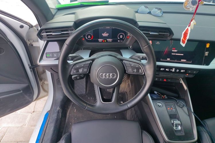 奥迪A3 2022款 Sportback 35 TFSI 时尚运动型中控内饰13