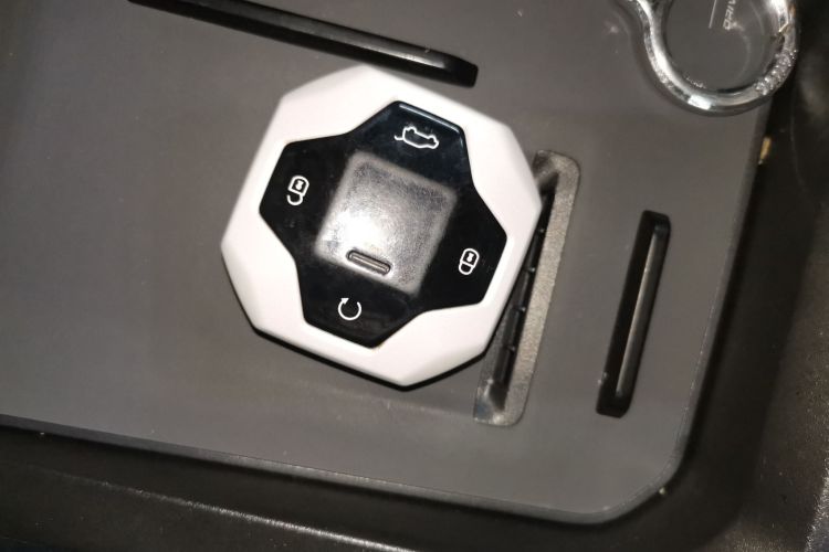 捷途山海 捷途旅行者C-DM 2024款 C-DM 129KM 林野版中控内饰7001