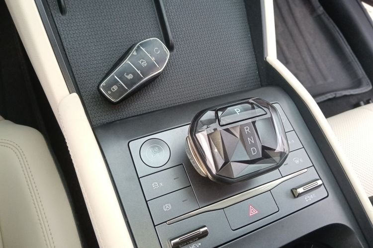 比亚迪 秦L 2024款 DM-i 80KM领先型局部细节18