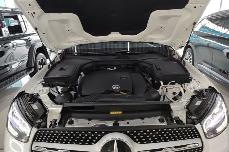 奔驰GLC 2021款 GLC 300 L 4MATIC 动感型机舱底盘24