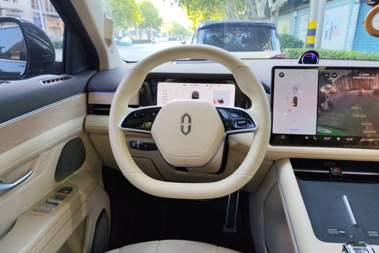 鸿蒙智行 问界M7 2024款 1.5T 智驾后驱Pro版 6座 三元锂电池中控内饰13