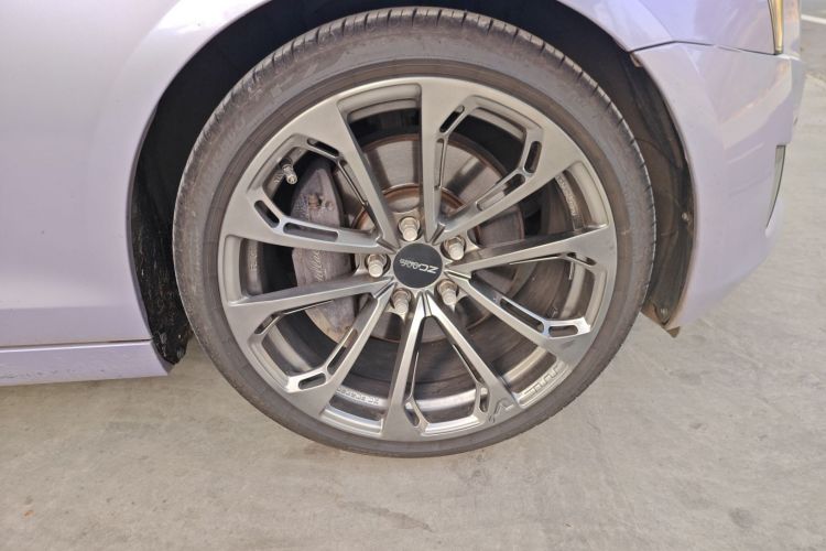 凯迪拉克ATS-L 2016款 28T 时尚型车身外观10