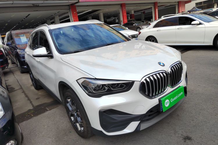 宝马X1 2020款 sDrive25Li 领先型车身外观3