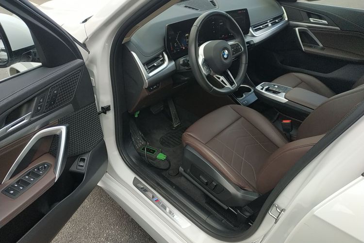 宝马X1 2023款 sDrive25Li M运动套装中控内饰7003