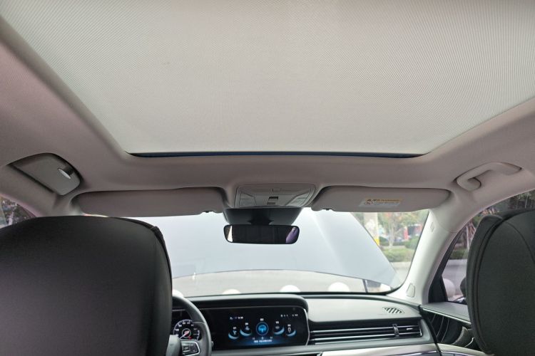 红旗HS5 2022款 改款 2.0T 智联旗享四驱版局部细节22