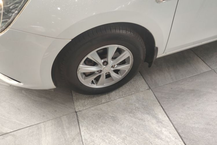 雪佛兰 2015款 赛欧3 1.3L 手动理想版车身外观6002