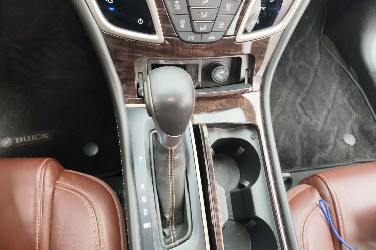 别克 君越 2014款 2.0T SIDI 精英技术型局部细节18