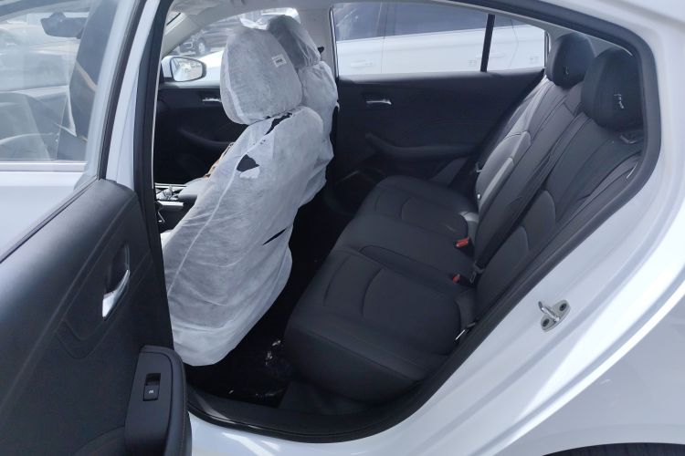 荣威i5 2023款 1.5L CVT豪华版中控内饰21