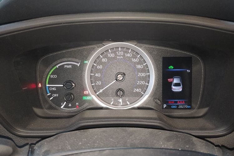 丰田 雷凌 2022款 双擎 1.8H E-CVT领先版中控内饰14